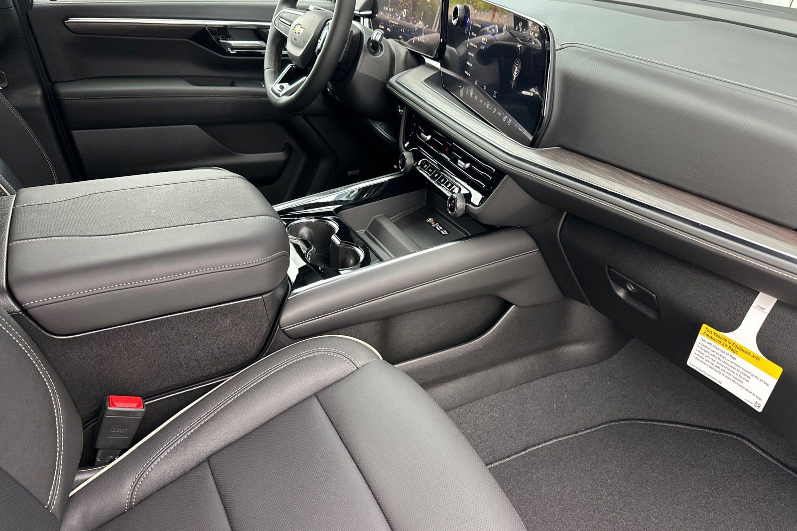 New 2026 Chevrolet Suburban Premier w/ Sun And Tow Package image 15