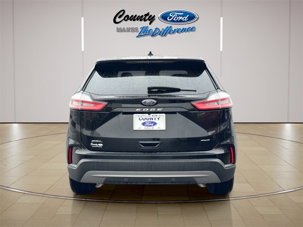 Used 2023 Ford Edge SEL image 19
