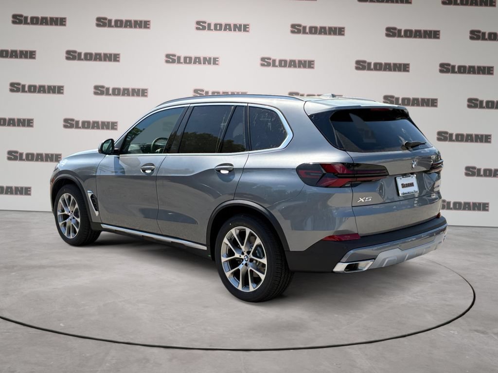 New 2026 BMW X5 xDrive40i w/ Climate Comfort Package AWD/4WD image 3