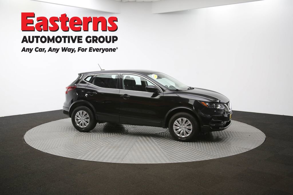 Used 2020 Nissan Rogue Sport S image 45