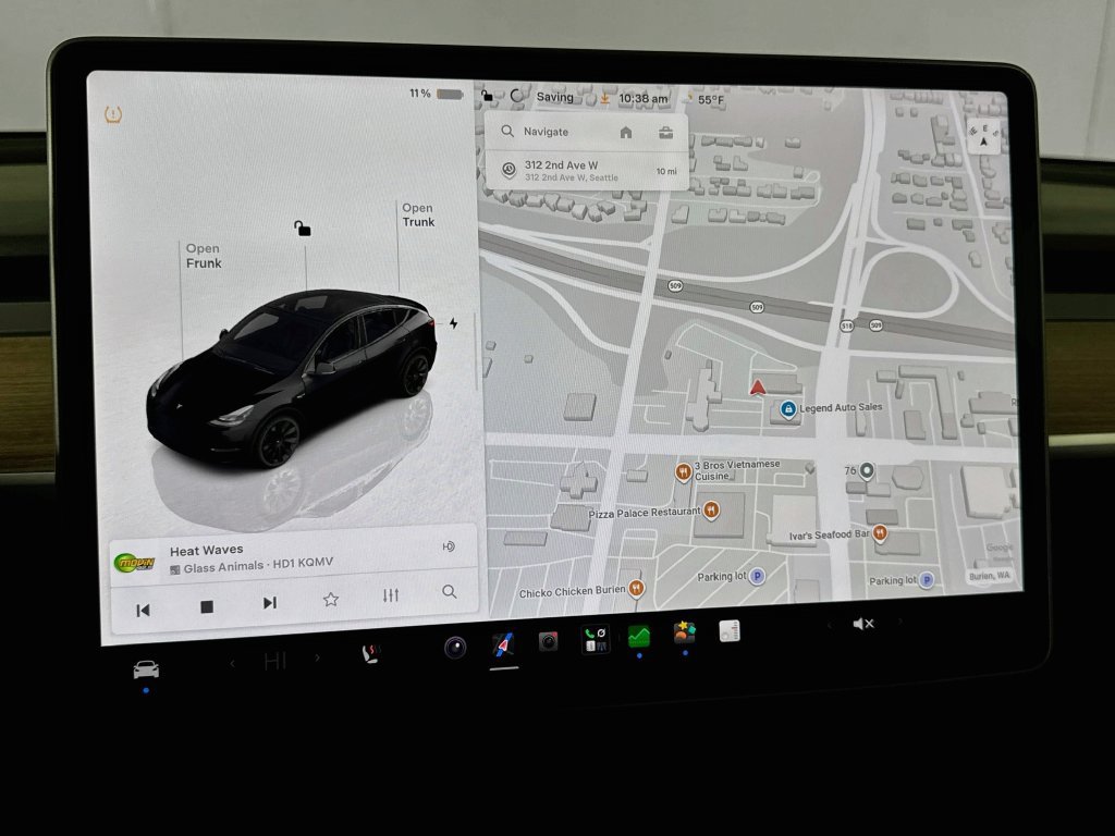 Used 2024 Tesla Model Y Long Range AWD/4WD image 12