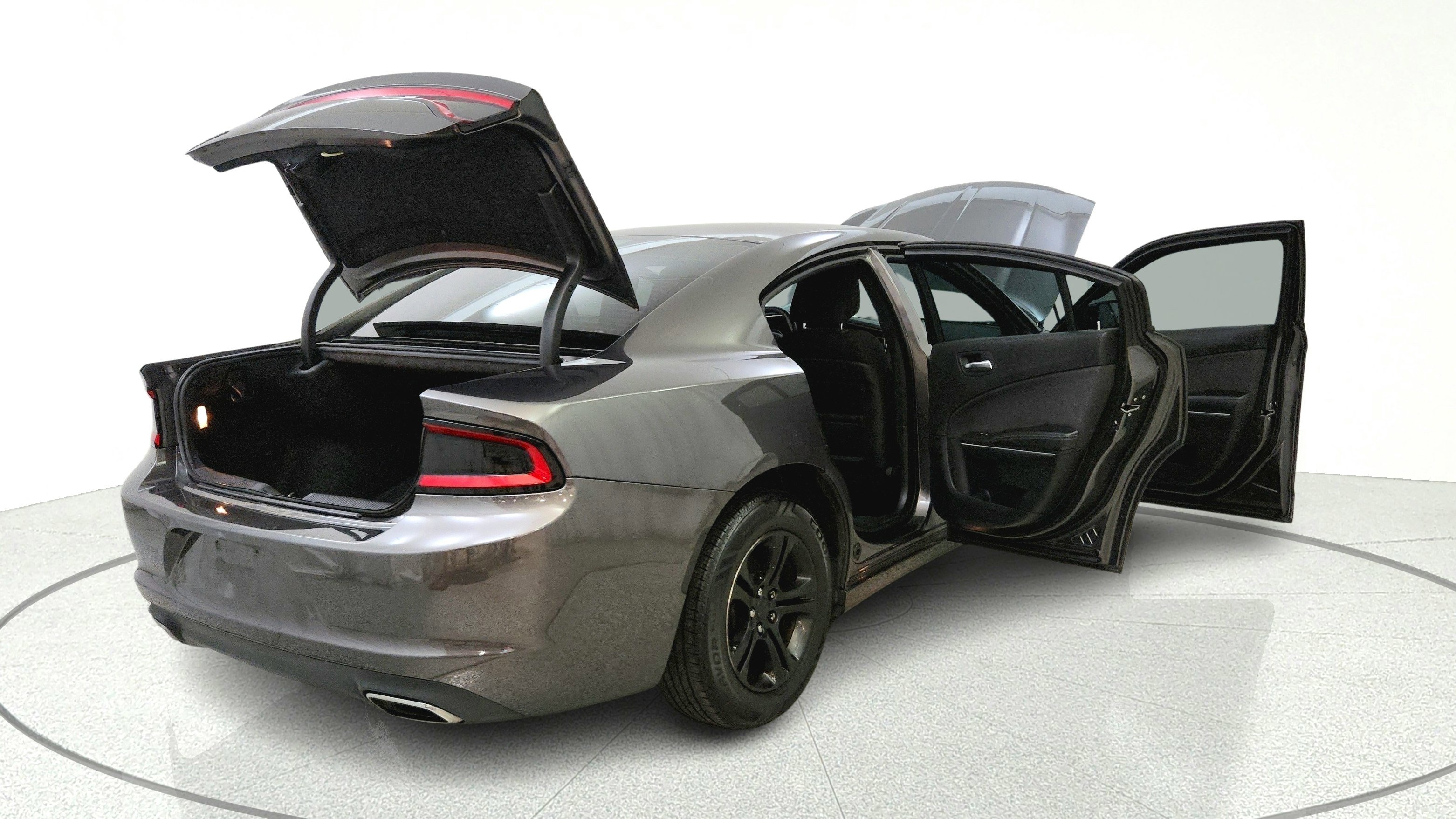 Used 2015 Dodge Charger SE RWD image 14