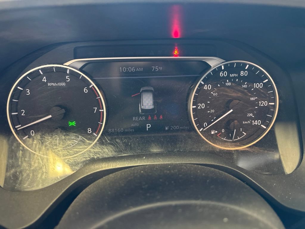 Used 2022 Nissan Rogue SV AWD/4WD image 4