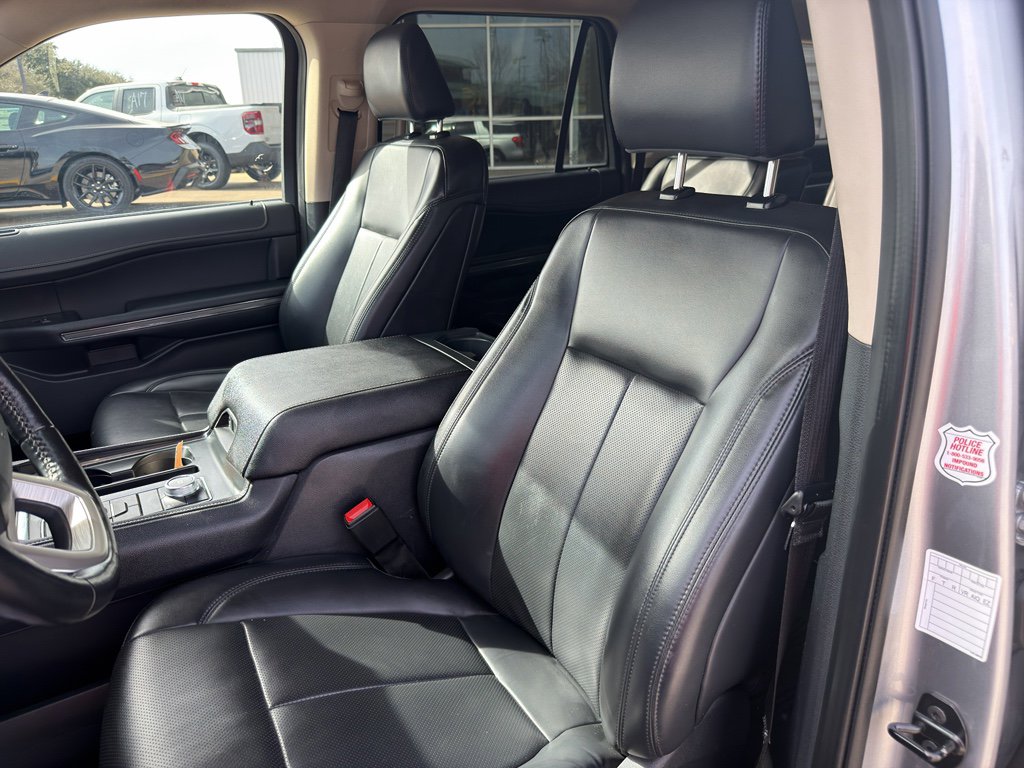 Used 2024 Ford Expedition Max XLT image 26
