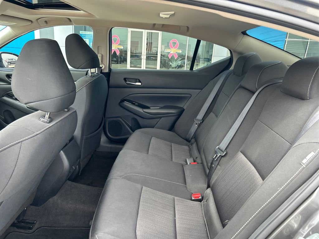 Used 2022 Nissan Altima 2.5 SV w/ SV Premium Package image 10