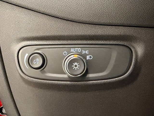 Certified 2024 Chevrolet Equinox RS FWD image 18