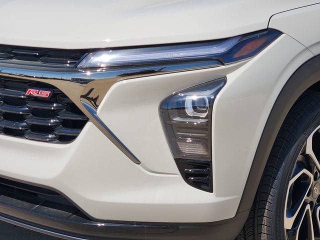 New 2026 Chevrolet Trax RS w/ Driver Confidence Package image 7