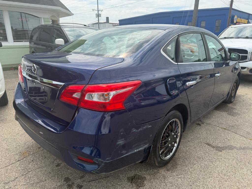 Used 2016 Nissan Sentra S FWD image 5