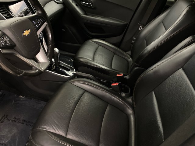 Used 2020 Chevrolet Trax Premier AWD/4WD image 10