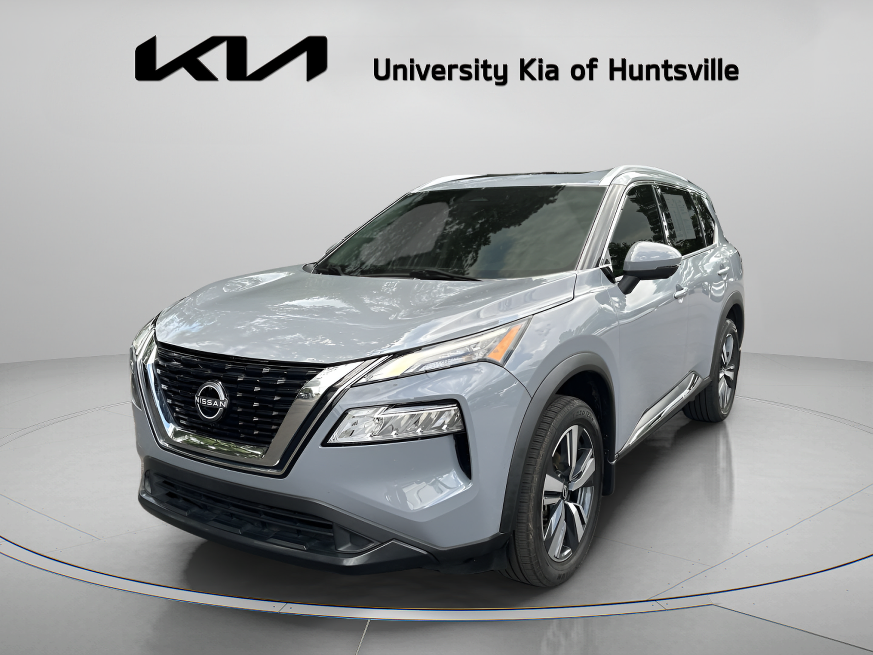 Used 2023 Nissan Rogue SL FWD image 4