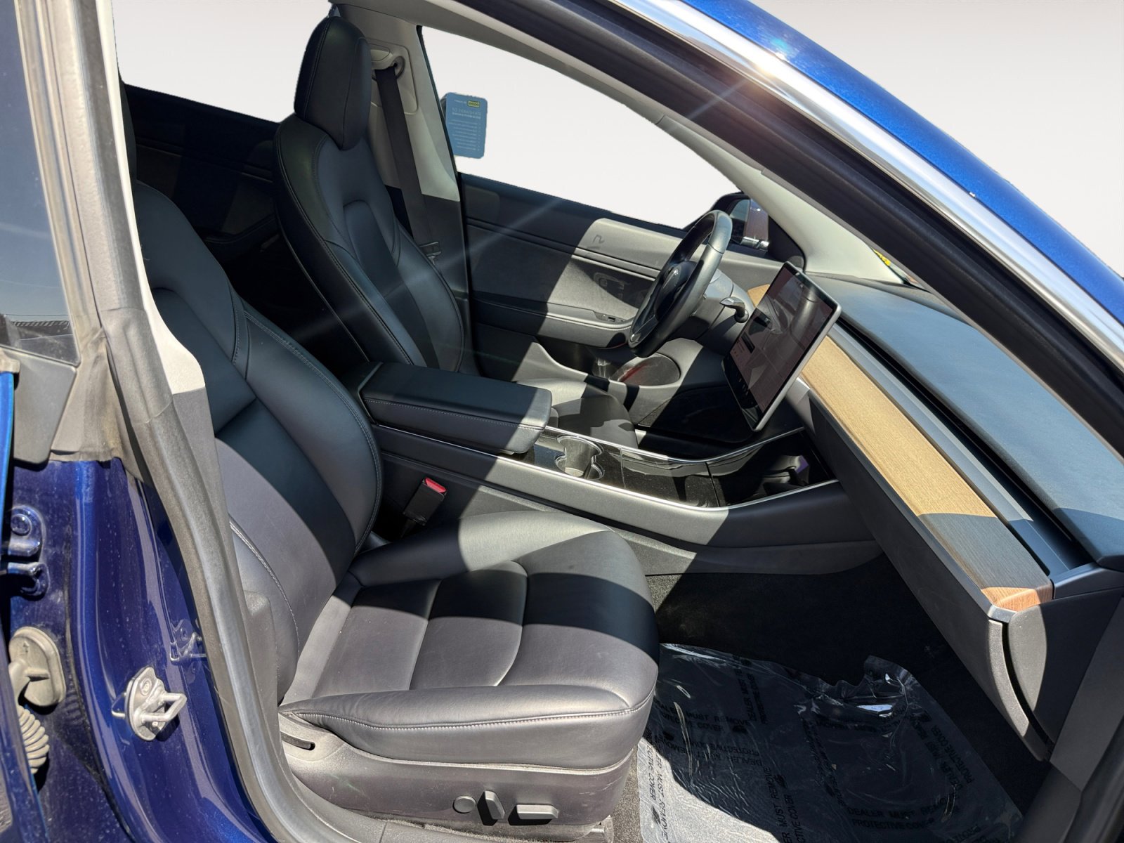 Used 2018 Tesla Model 3 Long Range RWD image 19