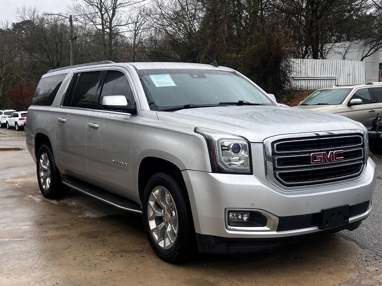 Used 2015 GMC Yukon XL SLT w/ Open Road Package image 8