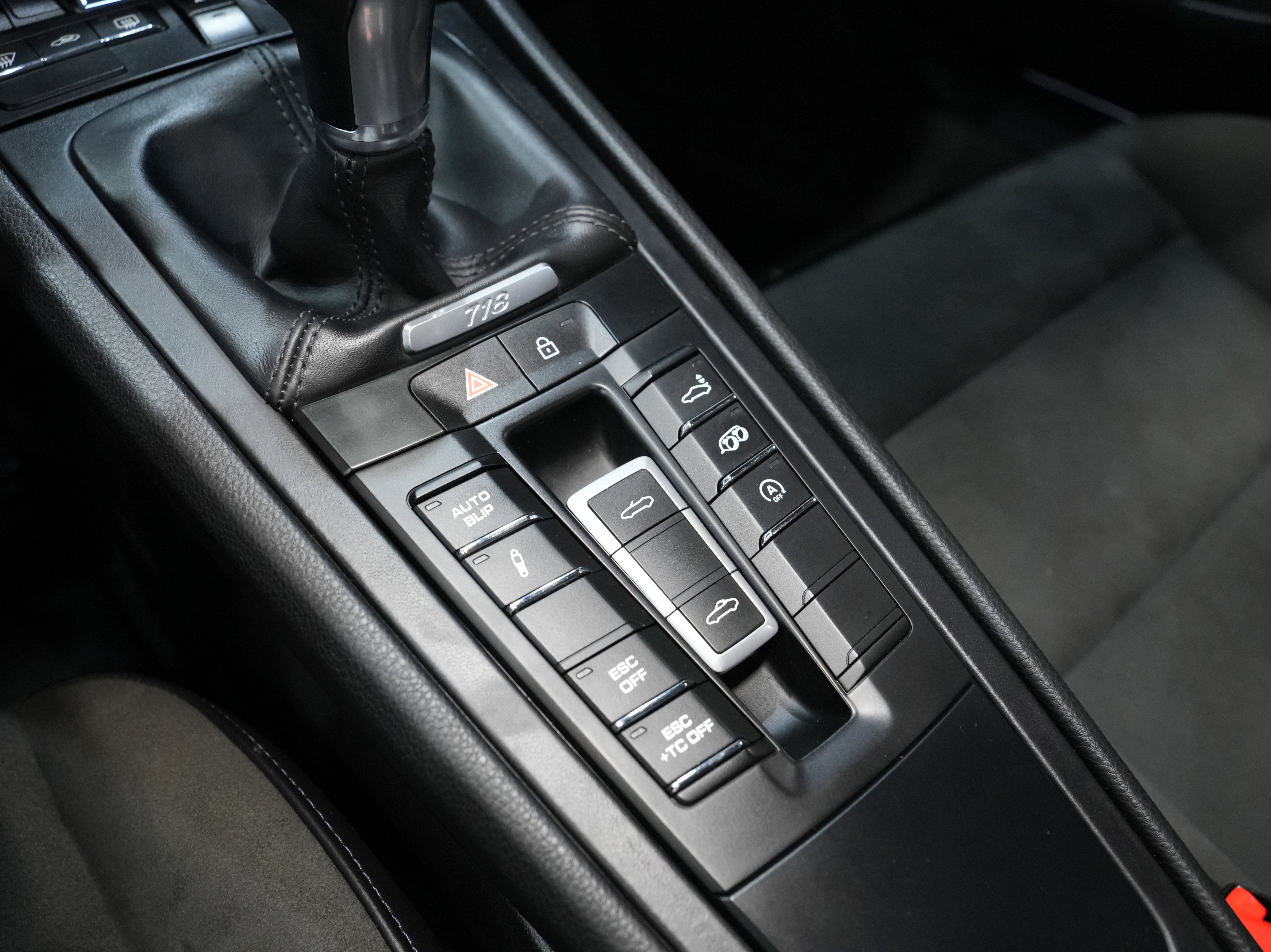 Used 2021 Porsche 718 Boxster Spyder image 45