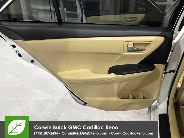 Used 2015 Toyota Camry LE FWD image 14