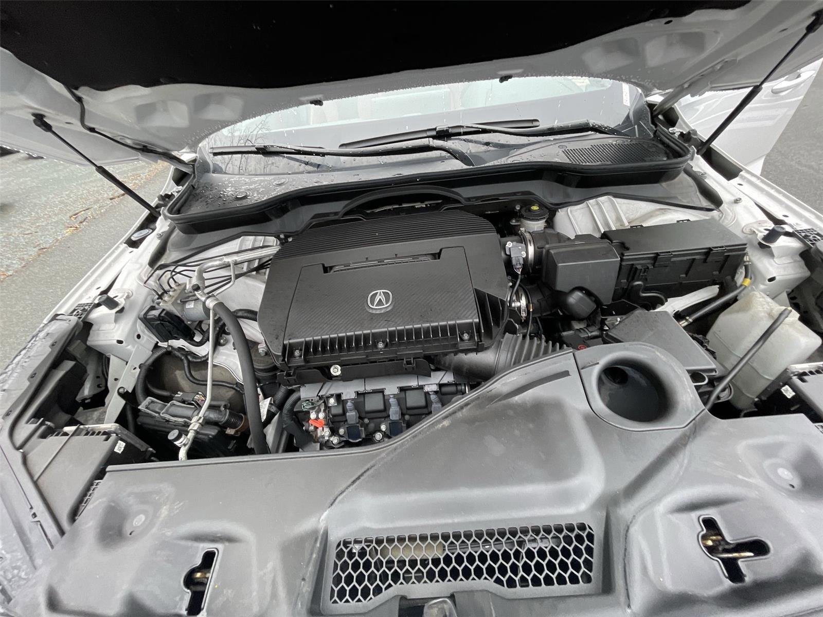 Used 2023 Acura MDX A-Spec image 11