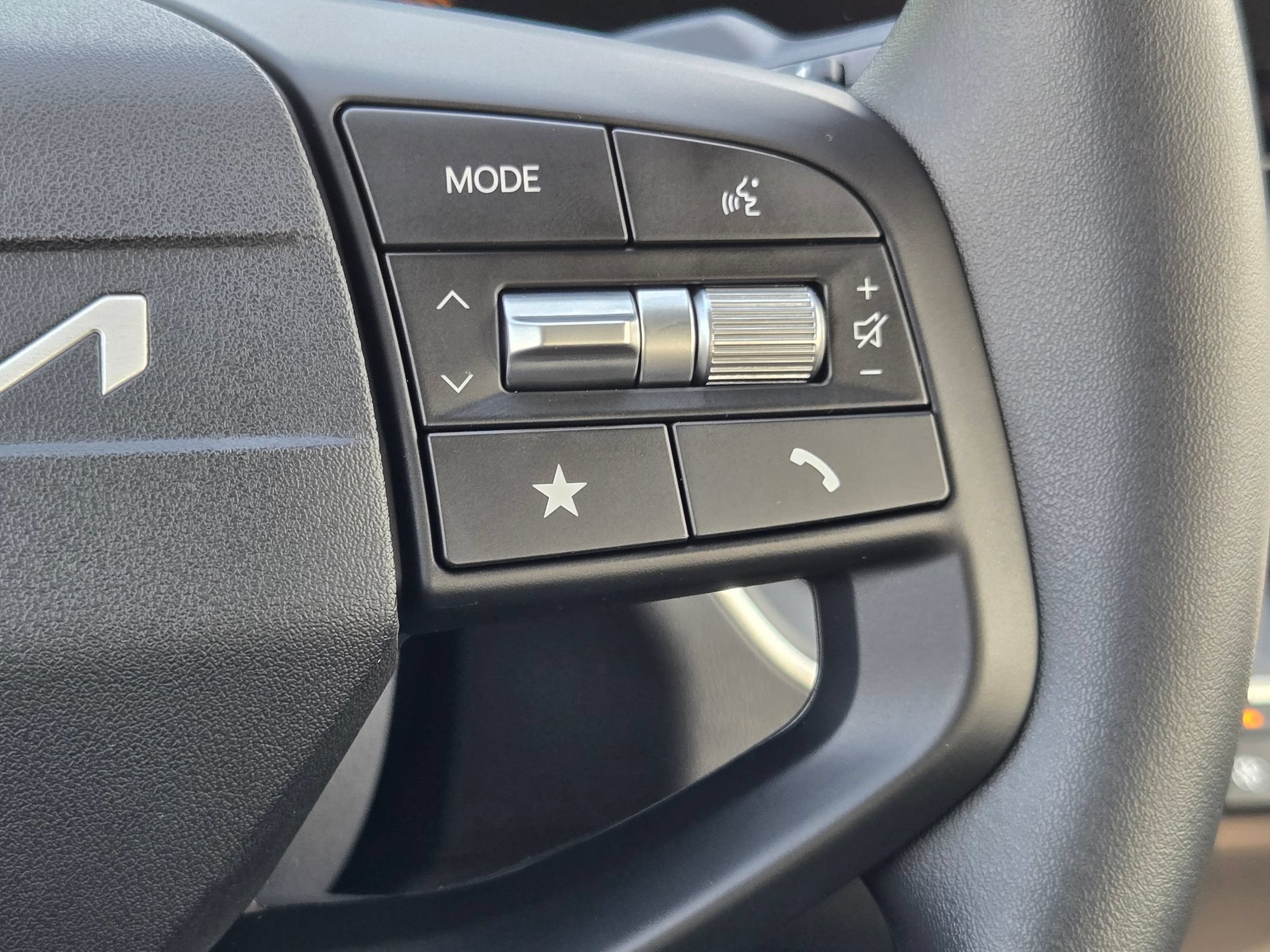 New 2026 Kia K4 FWD image 23