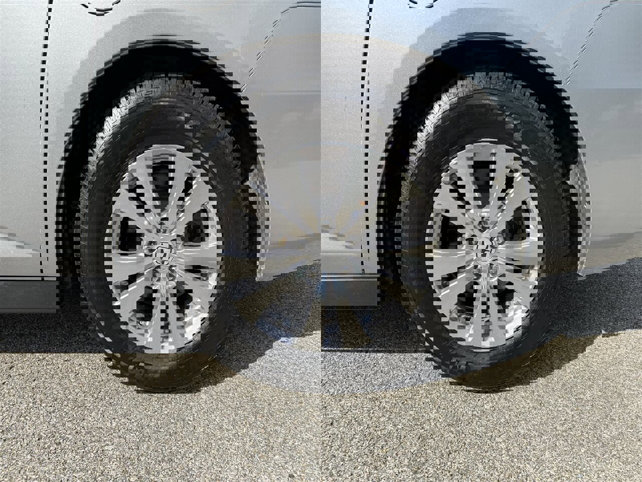 Used 2017 Honda Odyssey EX-L image 25