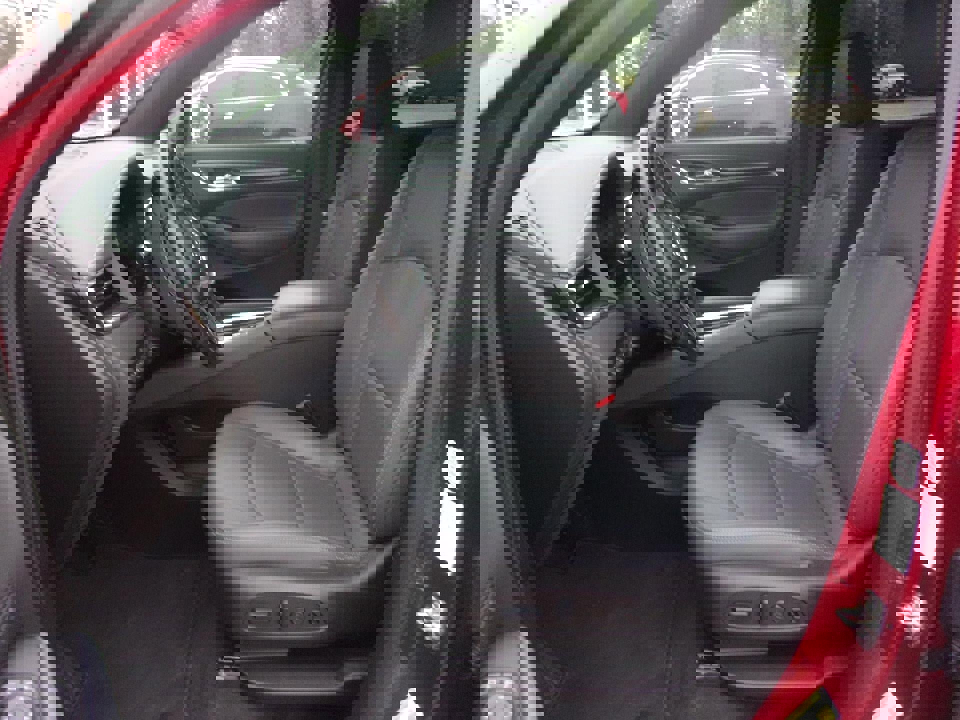 Used 2024 Buick Enclave Premium image 12