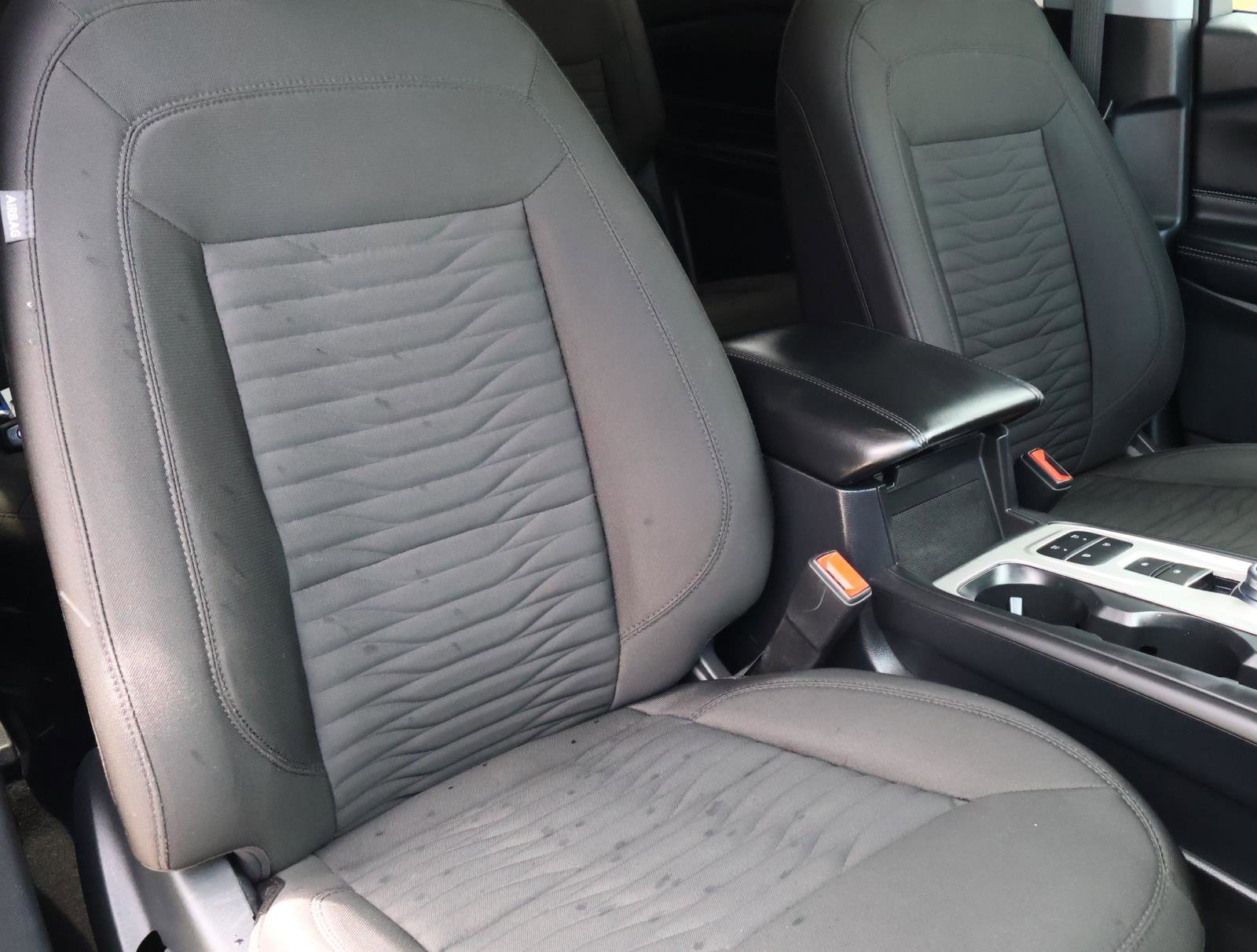 Used 2021 Ford Explorer XLT image 16