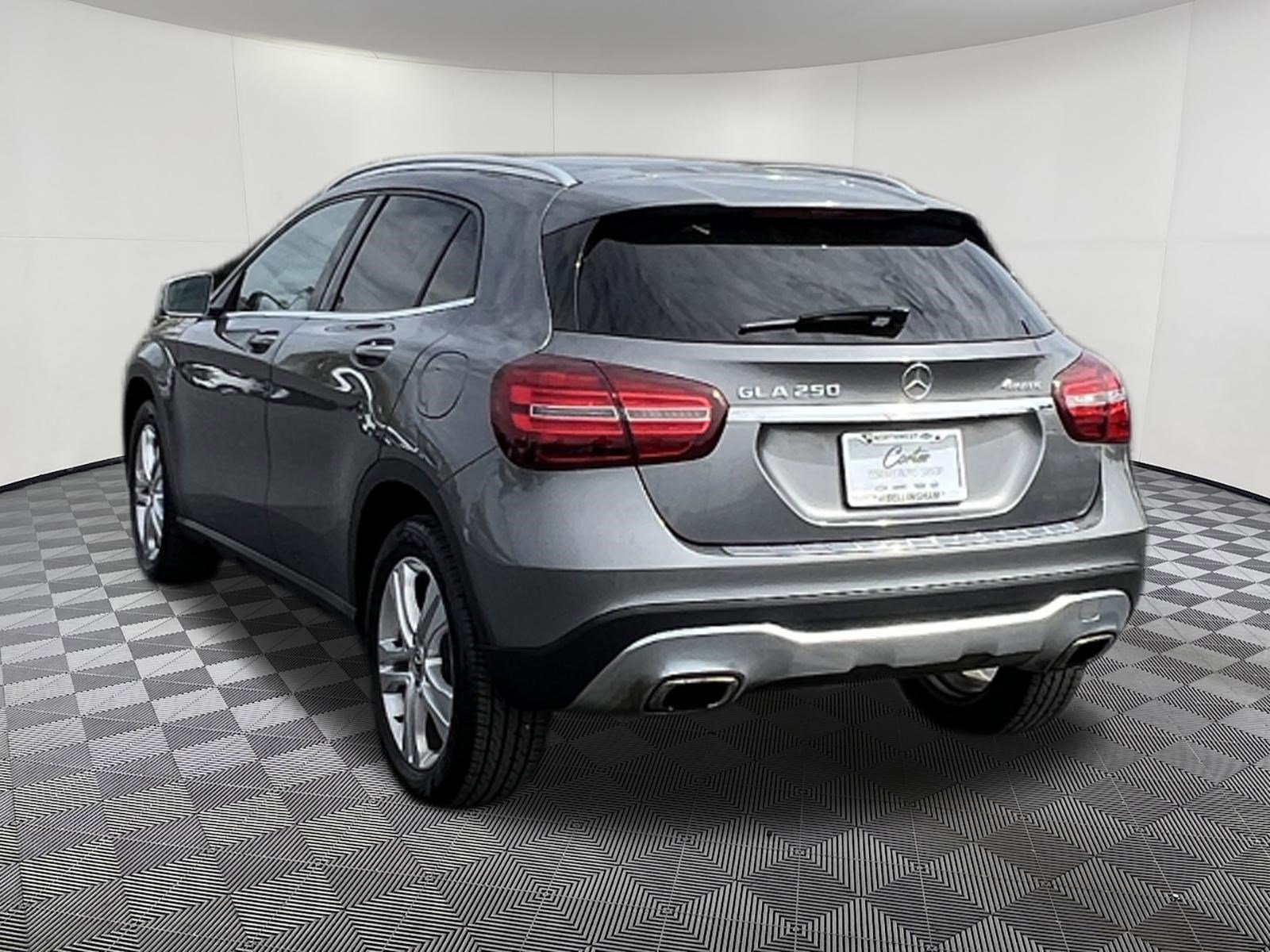 Used 2018 Mercedes-Benz GLA 250 4MATIC image 4