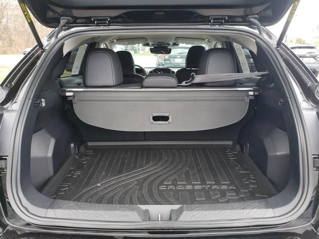 Certified 2024 Subaru Crosstrek 2.5i Limited w/ Crosstrek Mirror Package image 5