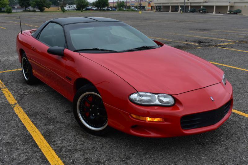 Used 1998 Chevrolet Camaro Z28 w/ Preferred Equipment Group 2 RWD image 9