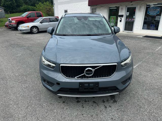 Used 2021 Volvo XC40 T5 Momentum image 6