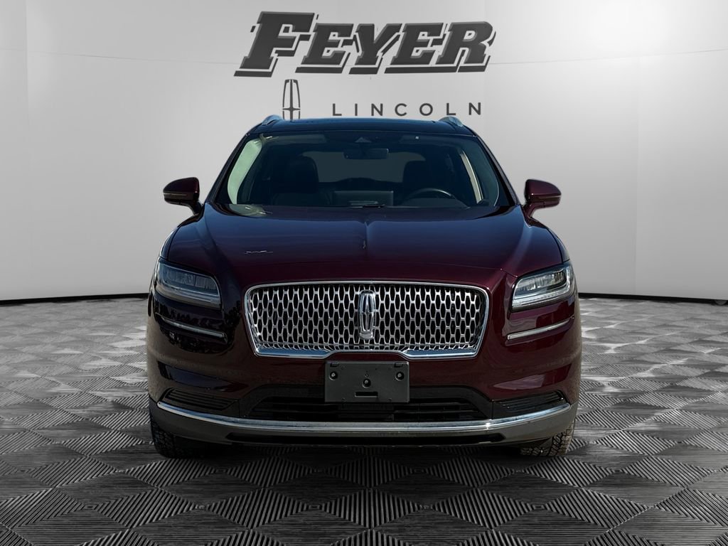 Used 2022 Lincoln Nautilus Reserve image 2