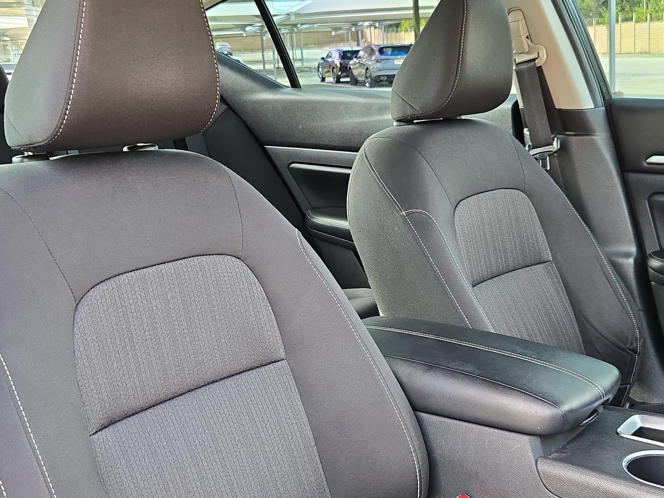 Used 2022 Nissan Altima 2.5 SV FWD image 29