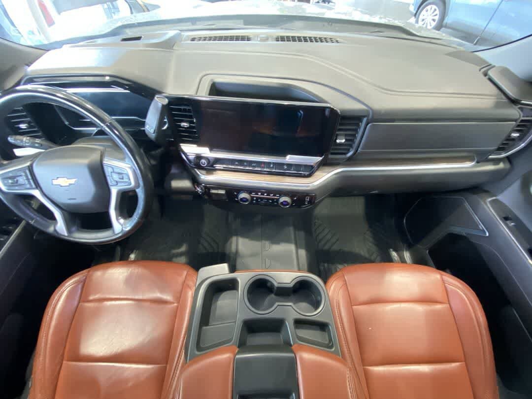 Used 2023 Chevrolet Silverado 1500 LT AWD/4WD image 23