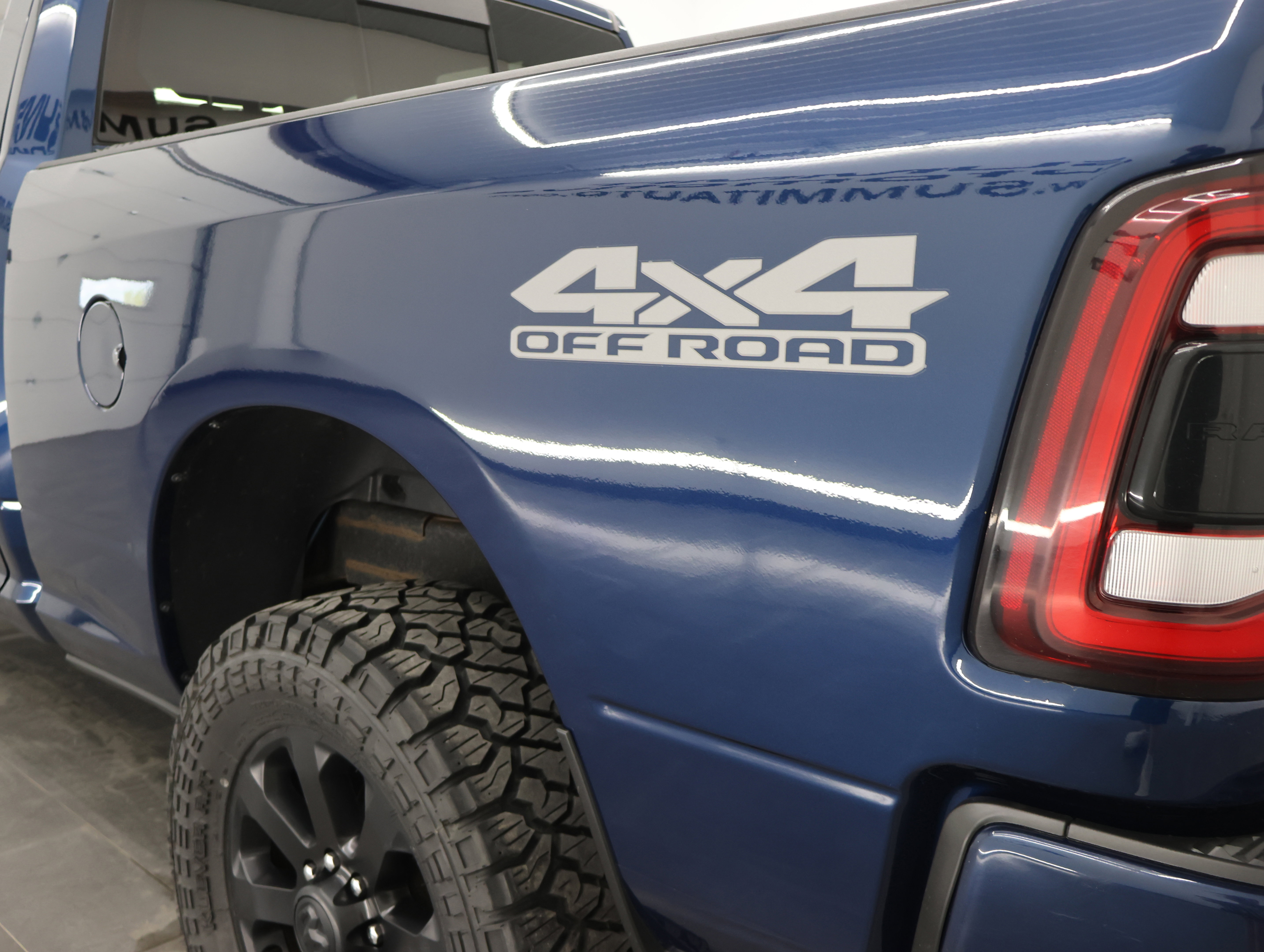 Used 2022 RAM 2500 Big Horn w/ Level C Equiment Group AWD/4WD image 30