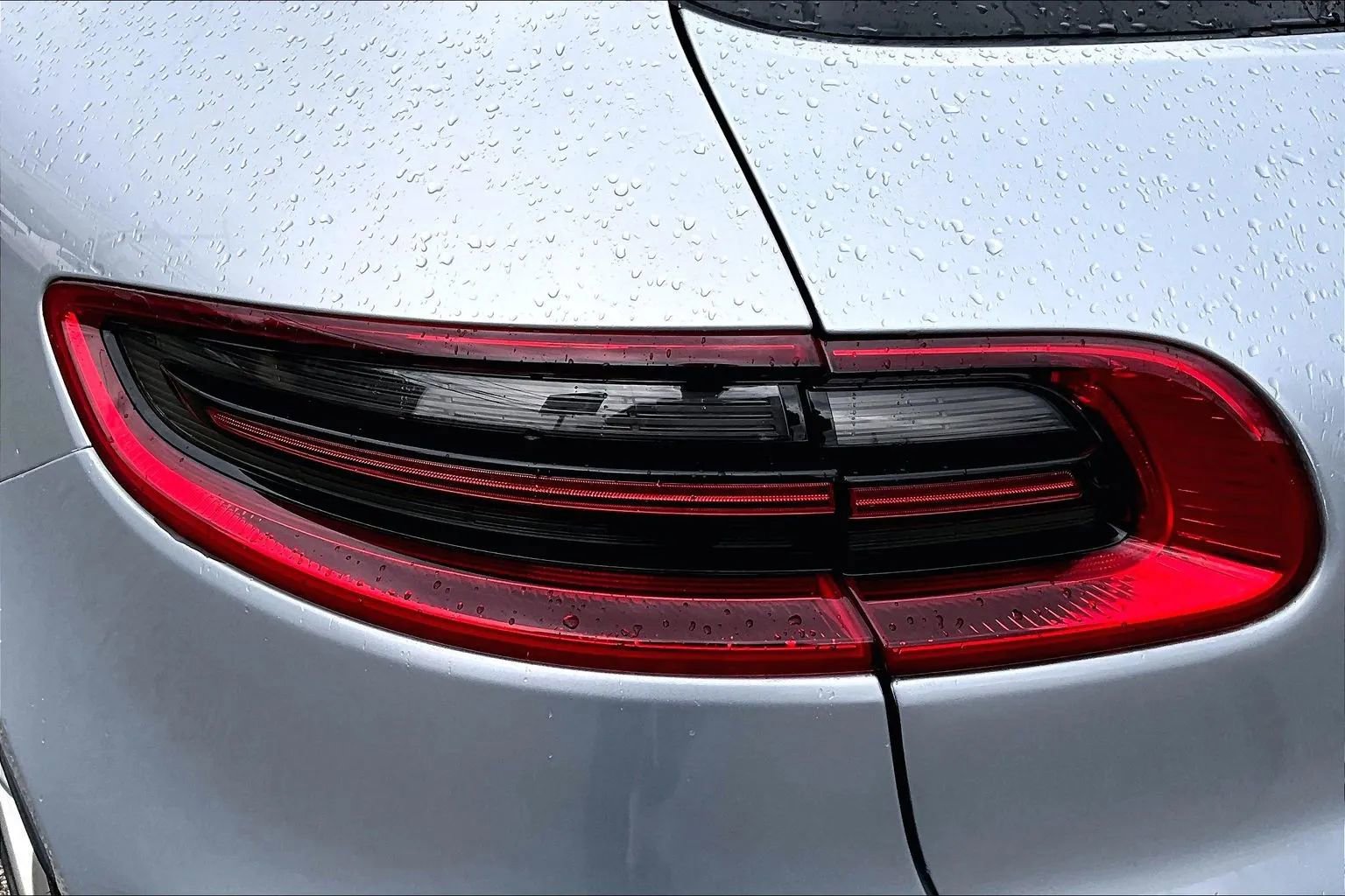 Used 2015 Porsche Macan S image 28