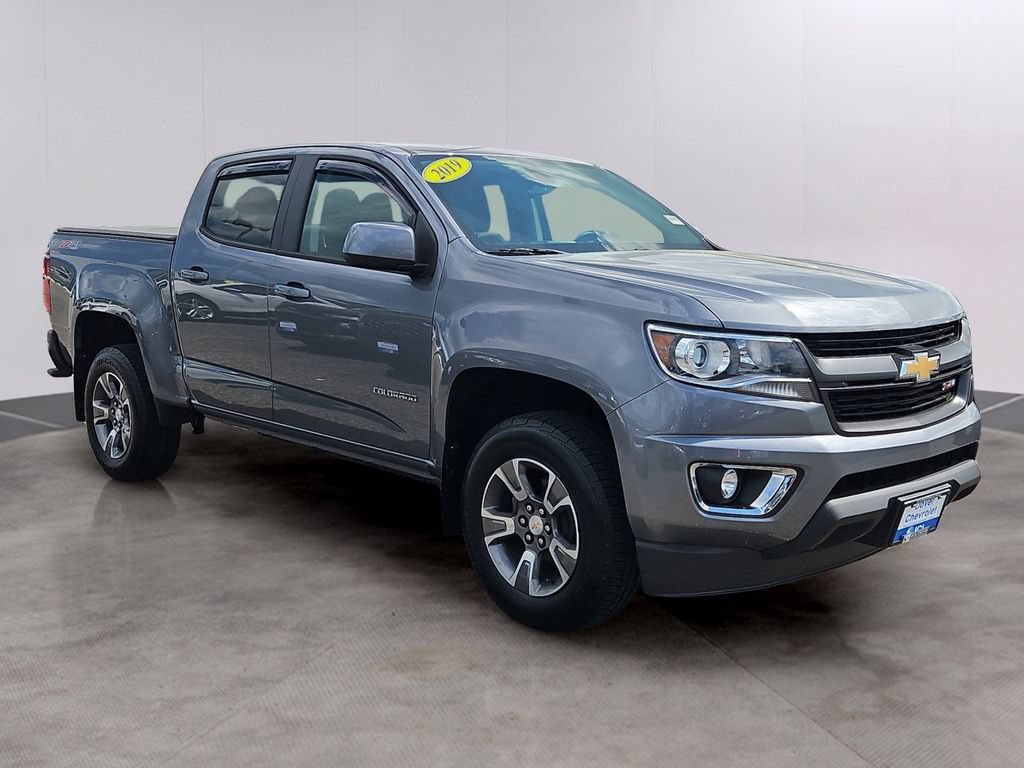 Used 2019 Chevrolet Colorado Z71 AWD/4WD image 3