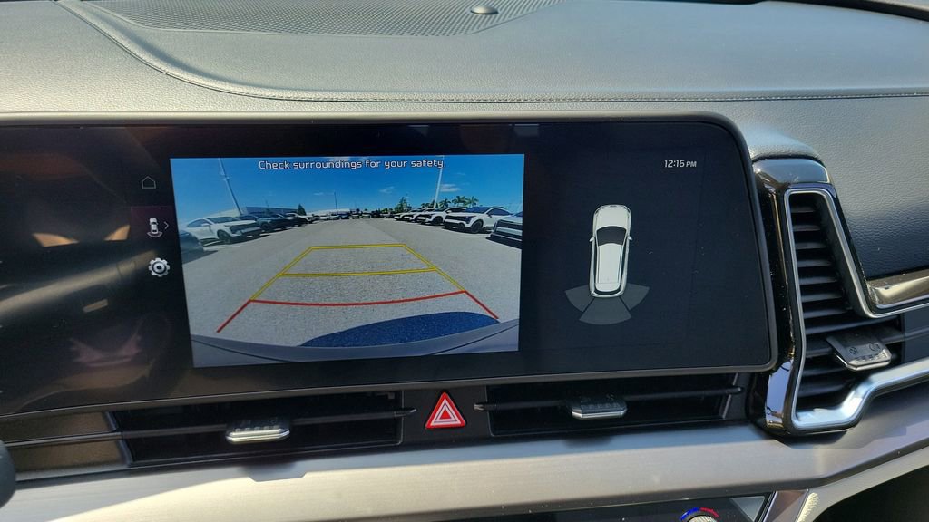 Used 2024 Kia Sportage EX image 17