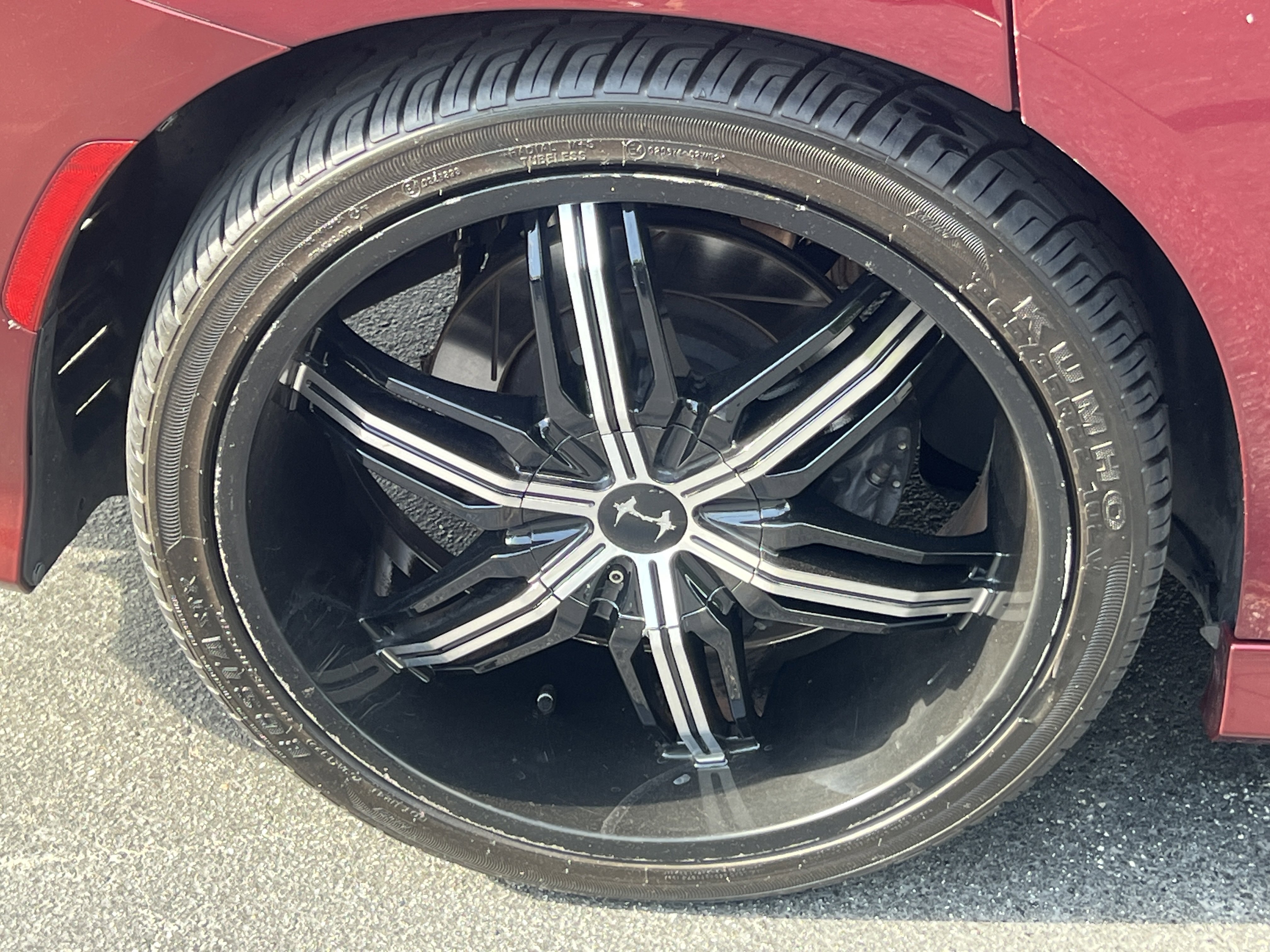 Used 2019 Dodge Charger Scat Pack RWD image 19