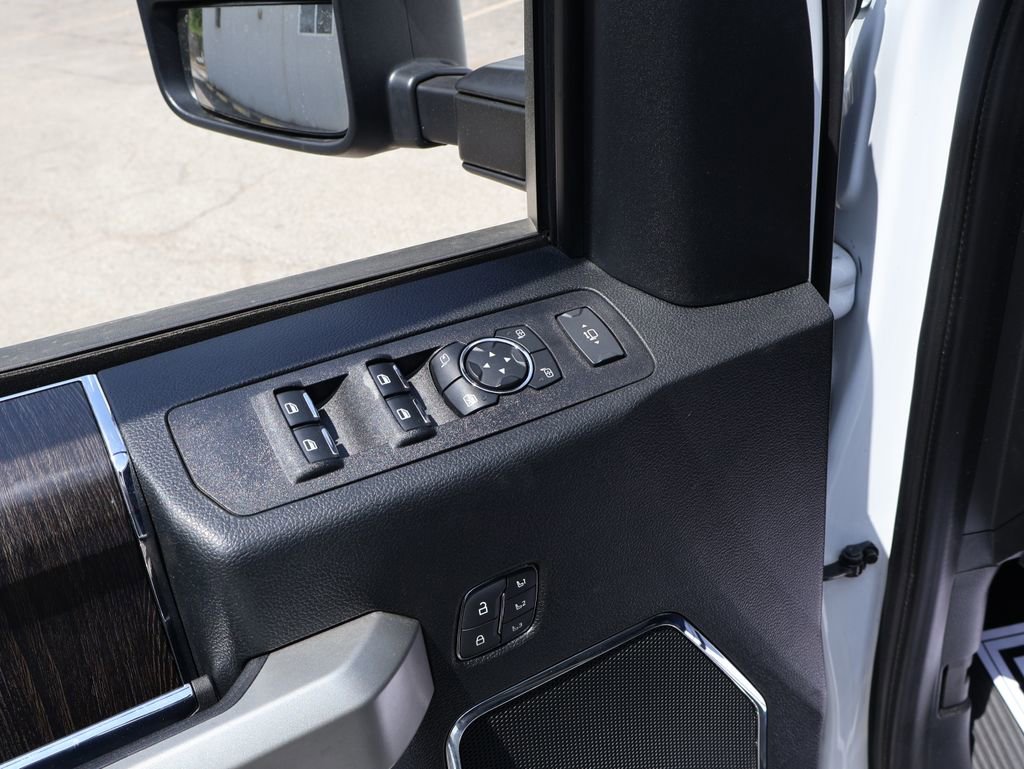 Used 2021 Ford F250 Lariat w/ Lariat Value Package AWD/4WD image 18