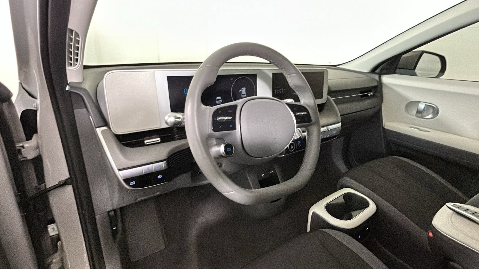 Used 2024 Hyundai Ioniq 5 SEL RWD image 14