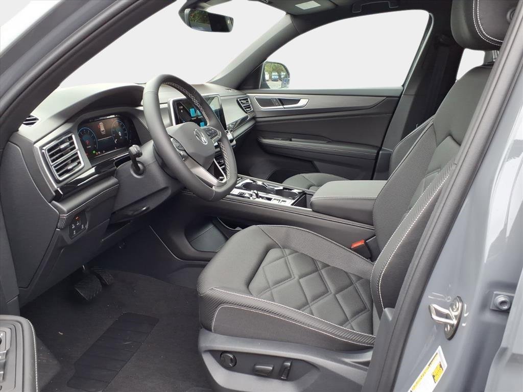 New 2026 Volkswagen Atlas Cross Sport SE image 13