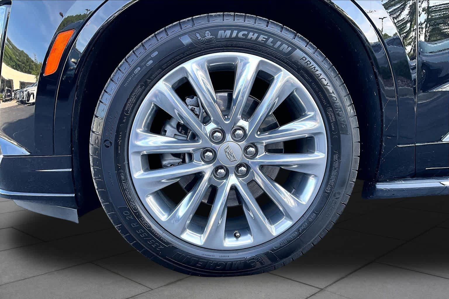 Used 2021 Cadillac XT6 Premium Luxury AWD/4WD image 11