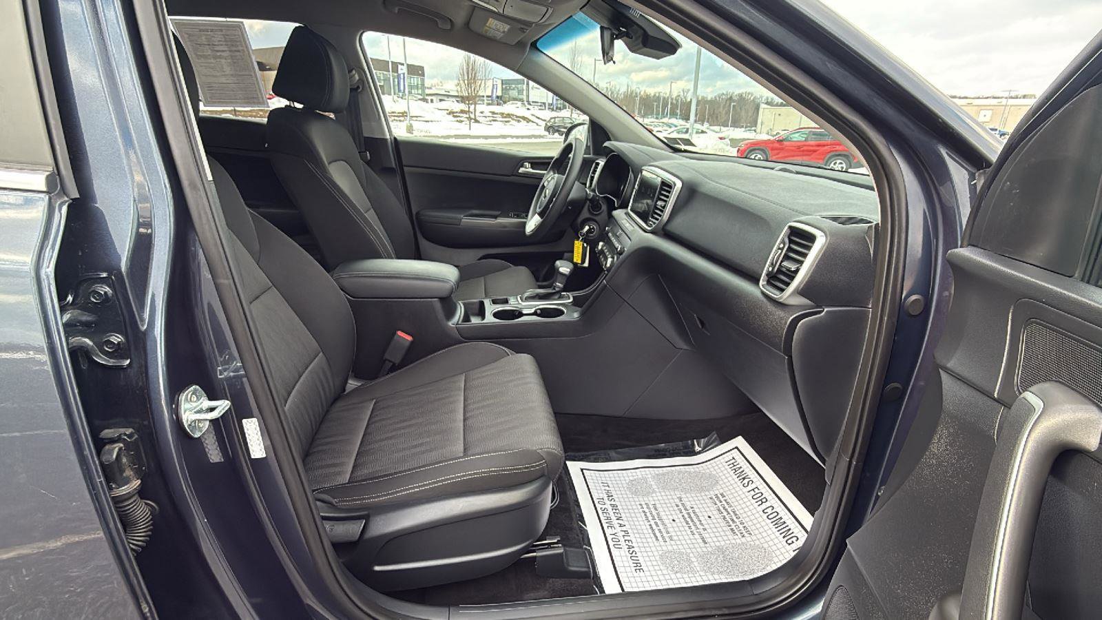 Used 2022 Kia Sportage LX image 18