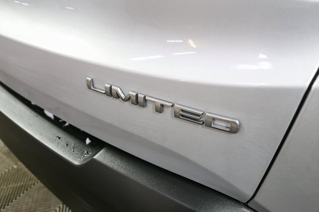 Used 2017 Jeep Renegade Limited image 11