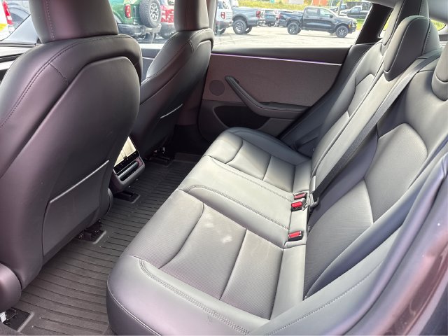 Used 2025 Tesla Model 3 Long Range RWD image 13