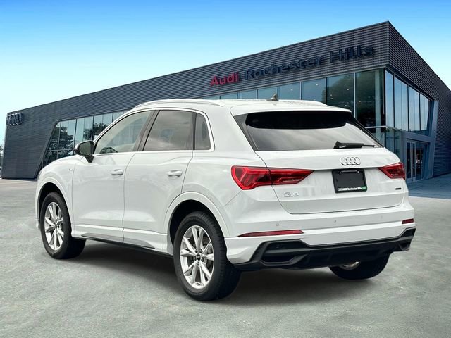 Certified 2025 Audi Q3 2.0T Premium w/ Convenience Package AWD/4WD image 4