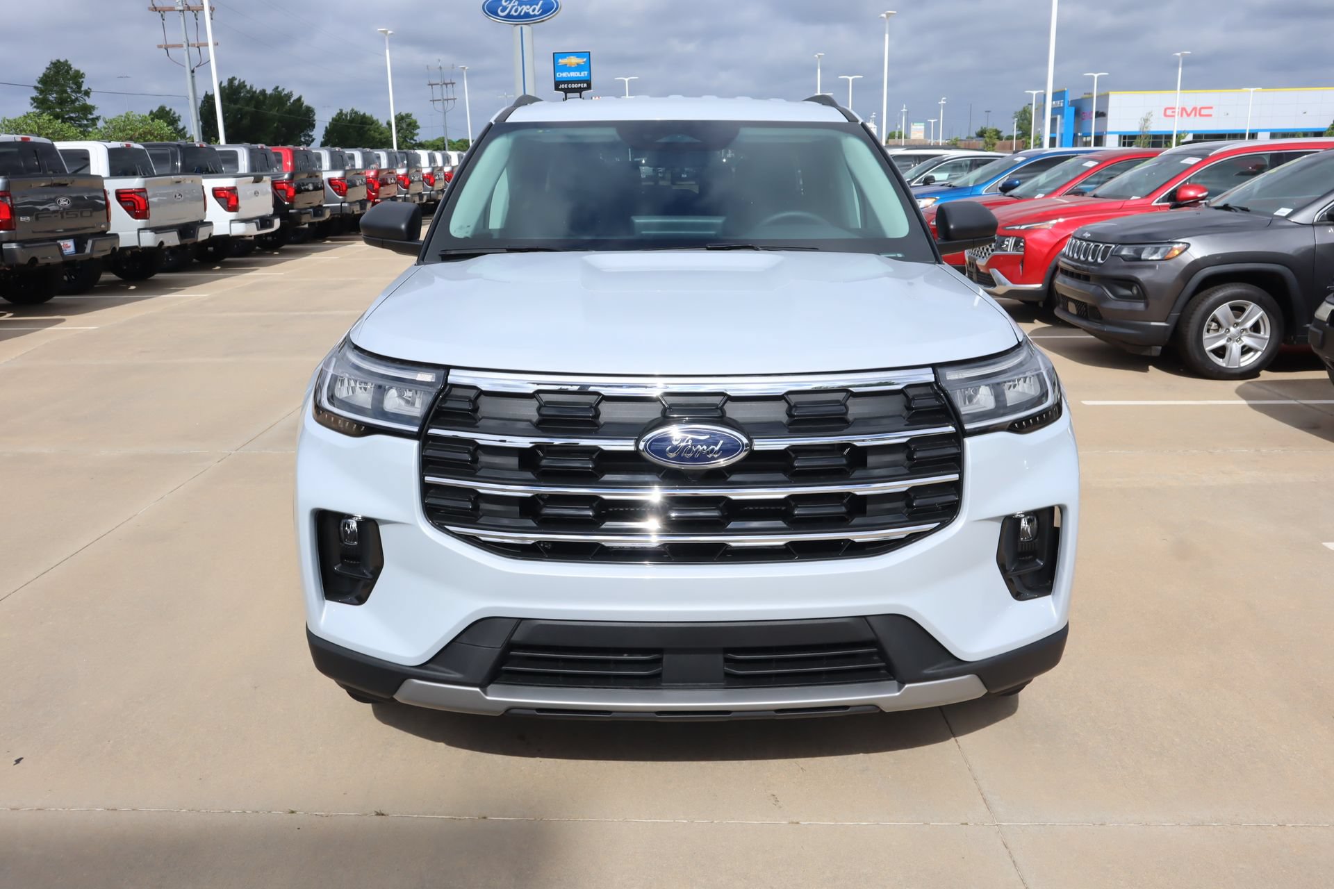 New 2026 Ford Explorer Active w/ Active Comfort Package RWD image 10