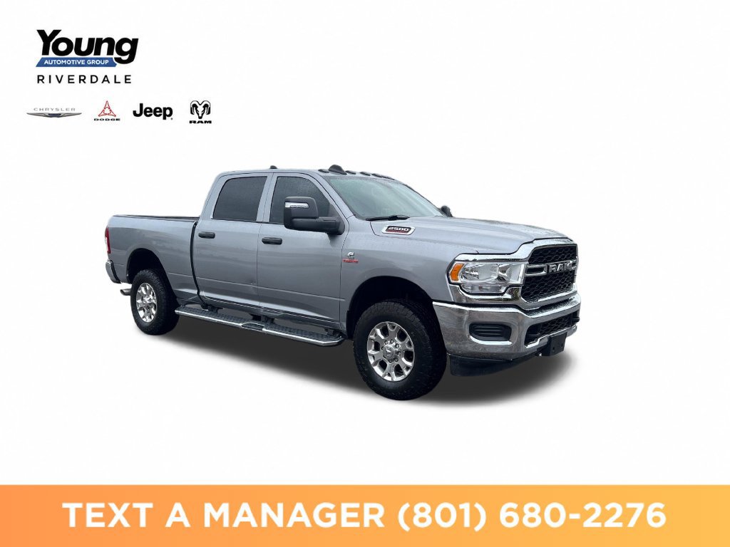 Used 2024 RAM 2500 Tradesman w/ Chrome Appearance Group AWD/4WD 360° Tour
