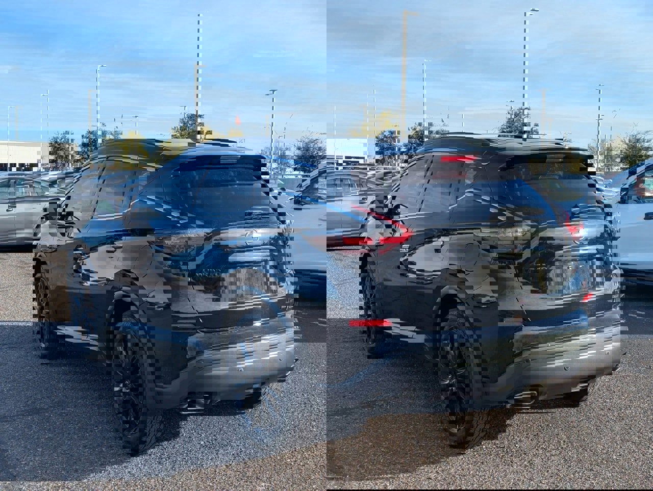 Certified 2024 Nissan Murano SV w/ SV Midnight Edition Package image 7