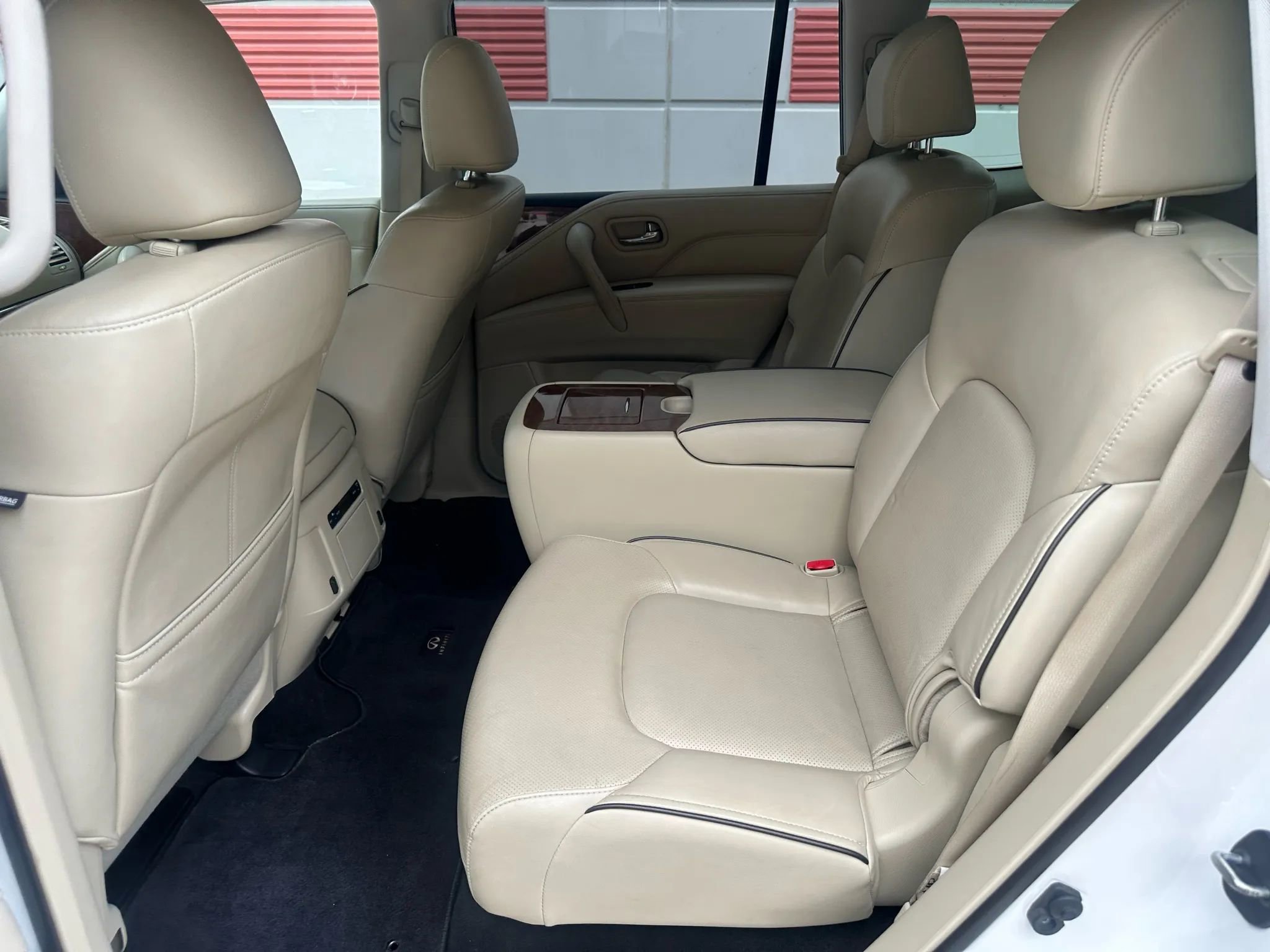 Used 2018 INFINITI QX80 2WD w/ Driver Assistance Package image 18