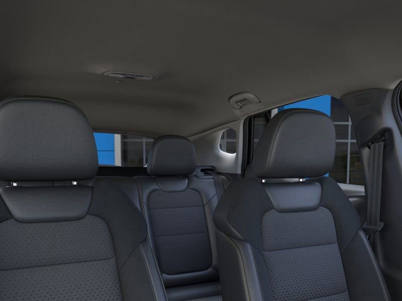 New 2025 Chevrolet Trax LT image 24