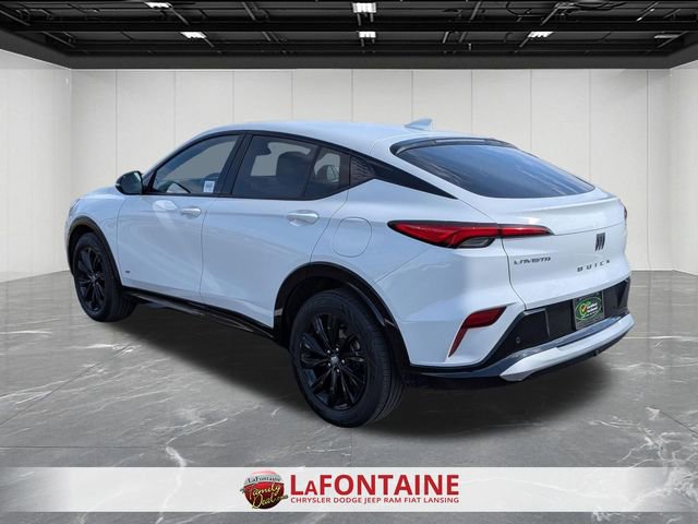 Used 2025 Buick Envista Sport Touring image 3