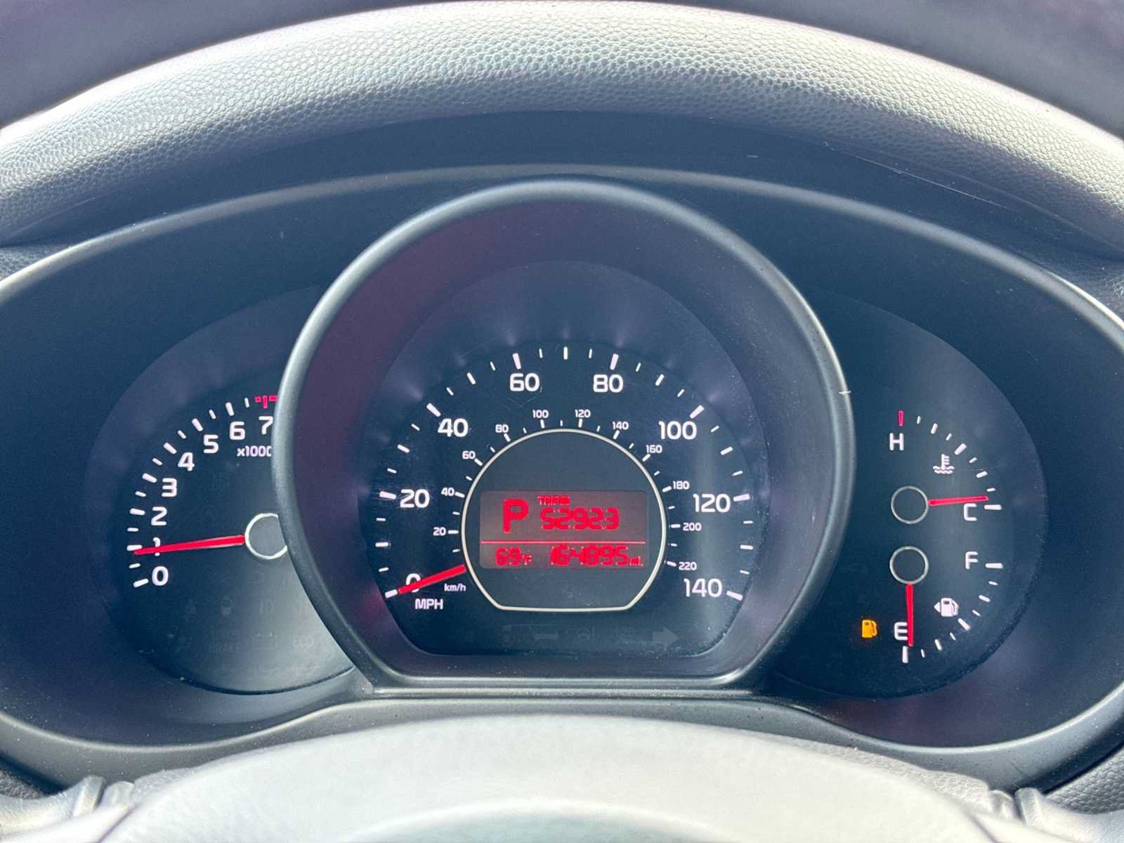 Used 2018 Kia Soul + FWD image 30